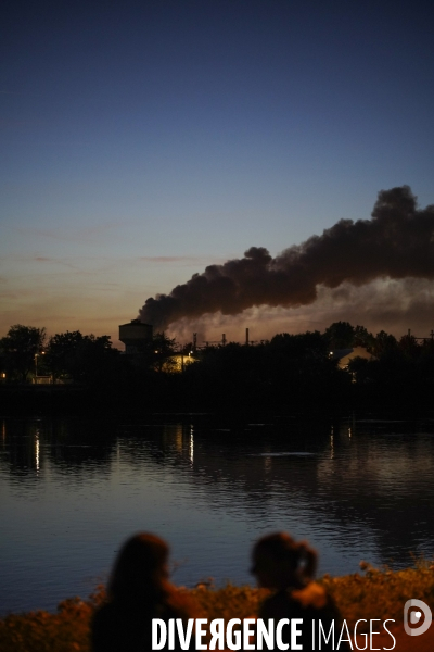 Incendie dans deux immeubles à Rouen