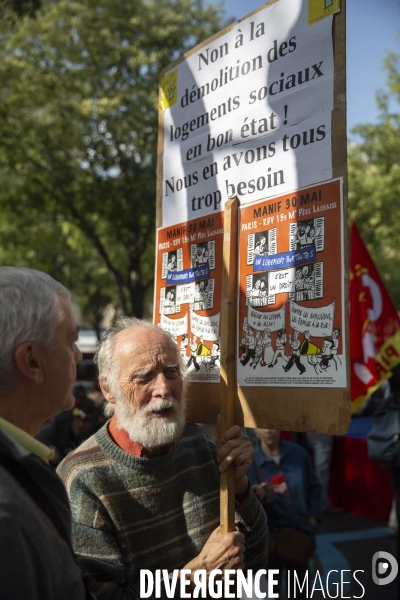 Manifestation pour défendre le droit au logement