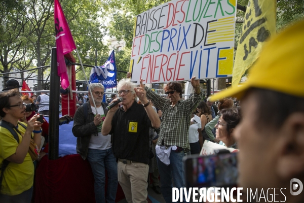 Manifestation pour défendre le droit au logement