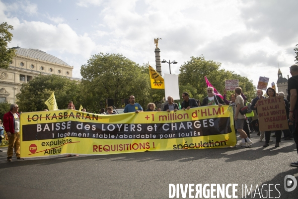 Manifestation pour défendre le droit au logement