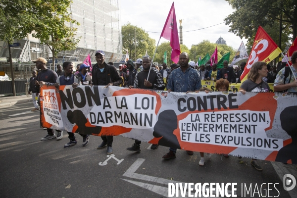 Manifestation pour défendre le droit au logement