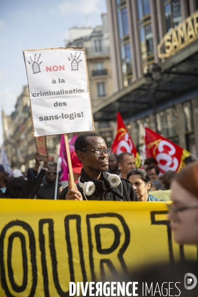 Manifestation pour défendre le droit au logement