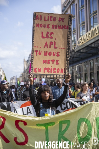 Manifestation pour défendre le droit au logement