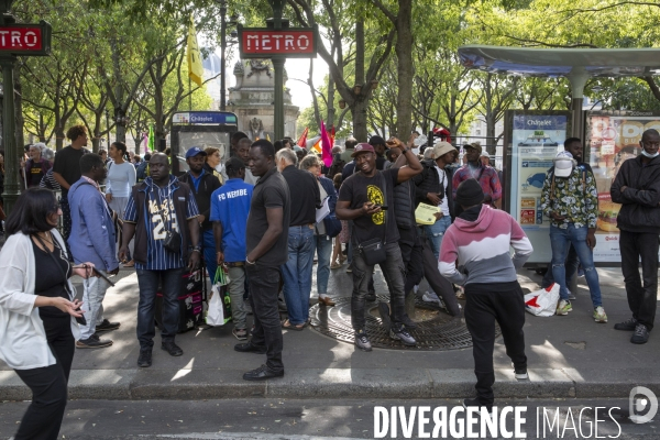 Manifestation pour défendre le droit au logement