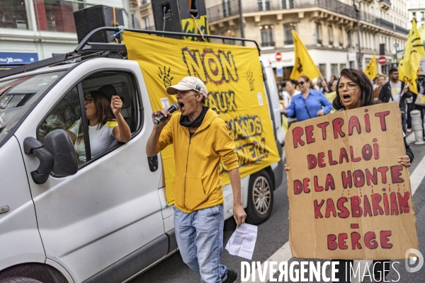 Manifestation pour une baisse des loyers et des prix de l énergie