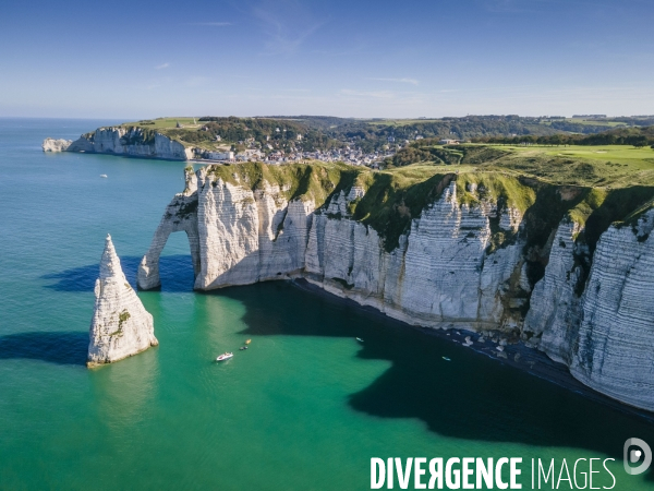 Falaises d Etretat vue de drone