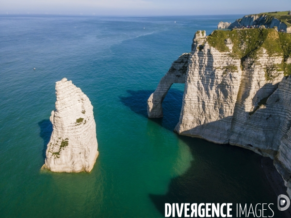 Falaises d Etretat vue de drone