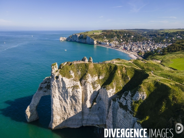 Falaises d Etretat vue de drone