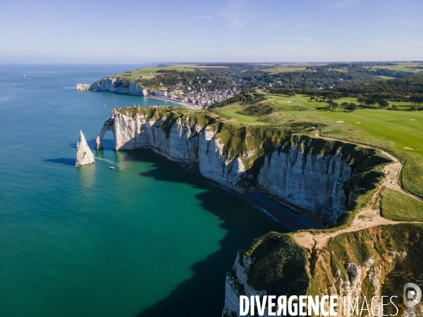 Falaises d Etretat vue de drone