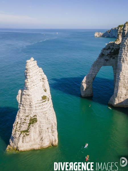 Falaises d Etretat vue de drone