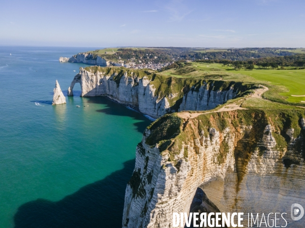 Falaises d Etretat vue de drone