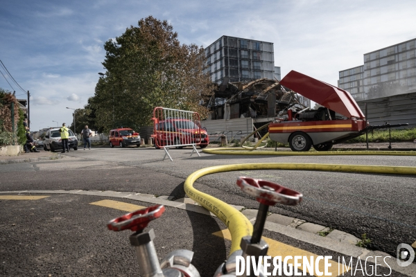 Après l incendie des  Verre et acier  à Rouen