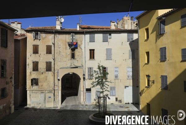 Médiathèque Charles Nègre à Grasse