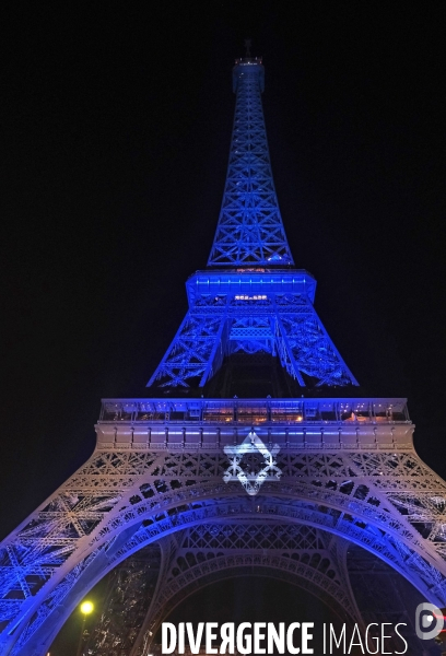 La Tour Eiffel éclairée aux couleurs du drapeau israélien