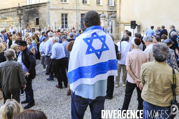 Rassemblement devant la grande Synagogue de Bordeaux après les attaques du Hamas en Israël.