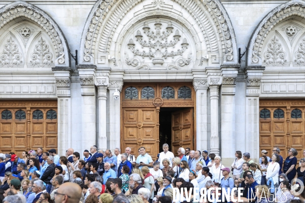Rassemblement devant la grande Synagogue de Bordeaux après les attaques du Hamas en Israël.