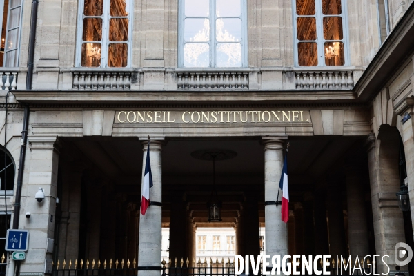 Emmanuel macron - les 65 ans de la constitution