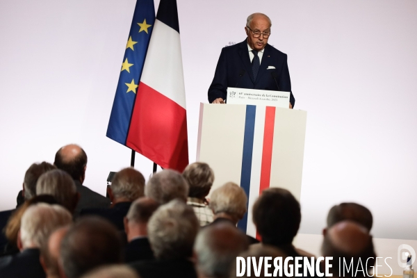Emmanuel macron - les 65 ans de la constitution