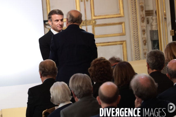 Emmanuel macron - les 65 ans de la constitution