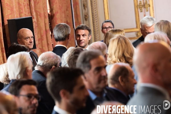 Emmanuel macron - les 65 ans de la constitution