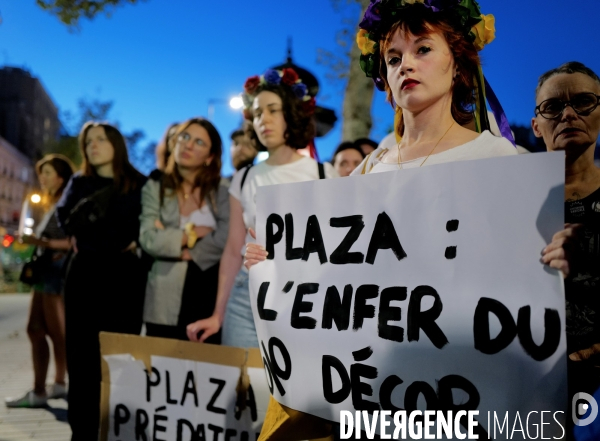 Manifestation féministe contre l animateur Stéphane Plaza