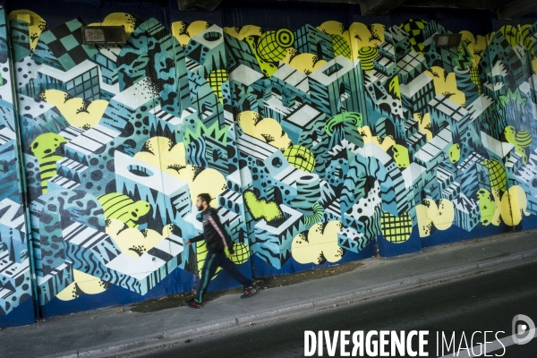 Promenade le long de la Street Art Avenue du Canal Saint Denis dans le 93