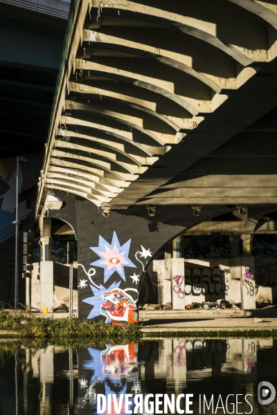 Promenade le long de la Street Art Avenue du Canal Saint Denis dans le 93