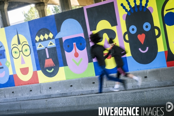 Promenade le long de la Street Art Avenue du Canal Saint Denis dans le 93