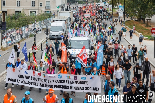 Mobilisation pour la hausse des salaires et contre l austérité