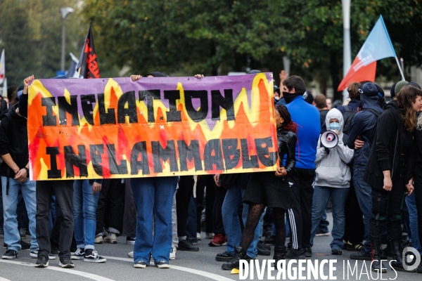 Mobilisation pour la hausse des salaires et contre l austérité
