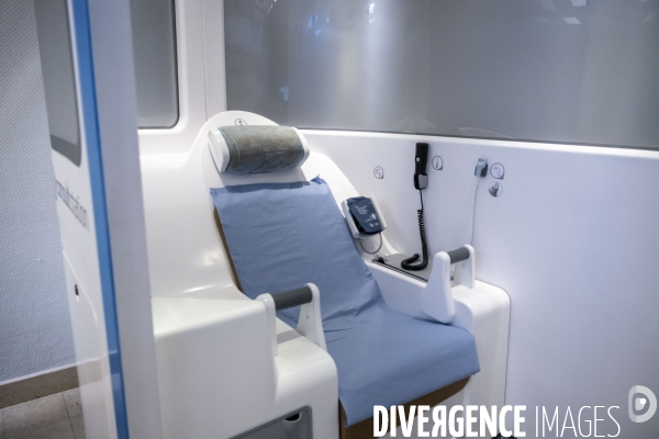 Cabine de teleconsultation et telemedecine installee a la mairie de Rosny Sous Bois.