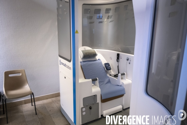 Cabine de teleconsultation et telemedecine installee a la mairie de Rosny Sous Bois.