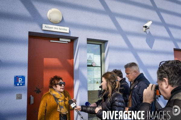 Visite la prison pour mineurs de Porcheville avec Esther Benbassa