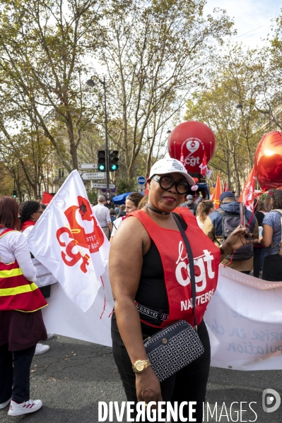 Manifestation interprofessionnelle pour la hausse des salaires et contre l austérité. Paris