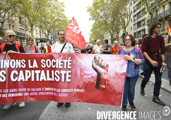 Manifestation interprofessionnelle pour la hausse des salaires et contre l austérité. Paris