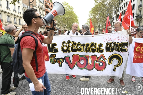 Manifestation interprofessionnelle pour la hausse des salaires et contre l austérité. Paris