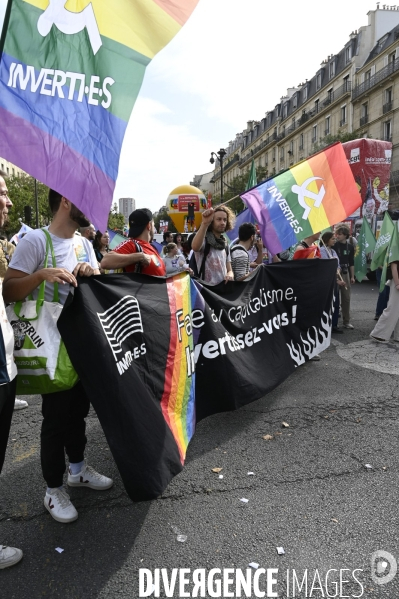 Manifestation interprofessionnelle pour la hausse des salaires et contre l austérité. Paris