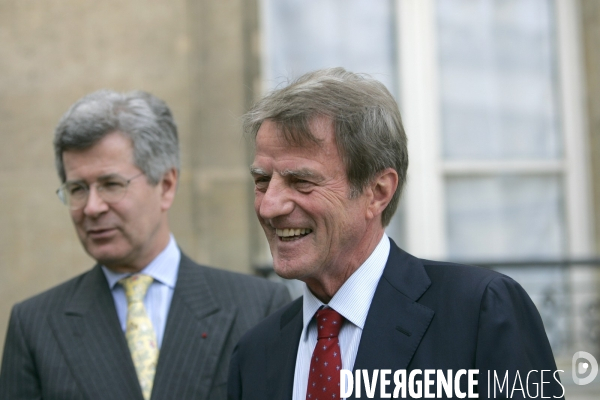 L actrice Jane Birkin reçue à l Elysee à propos de la situation en Birmanie. Bernard Kouchner et Jean-Daniel Levitte participaient à l entretien