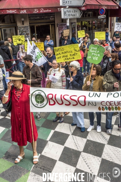 Manifestation contre un projet inutile 