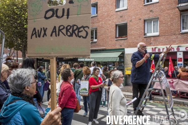 Manifestation contre un projet inutile 