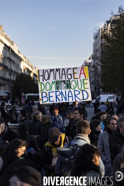 Rassemblement d enseignants en hommage à Dominique Bernard