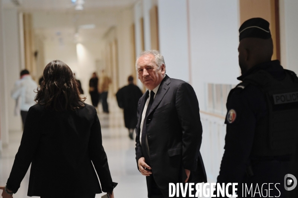 Procès de François Bayrou dans l affaire des assistants parlementaires européens
