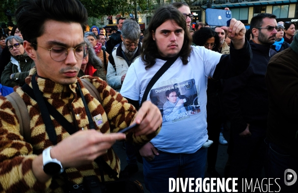 Place de la République, hommage au professeur assassiné, Dominique Bernard,
