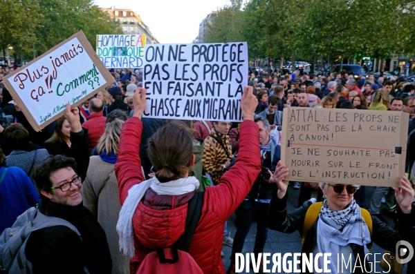 Place de la République, hommage au professeur assassiné, Dominique Bernard,