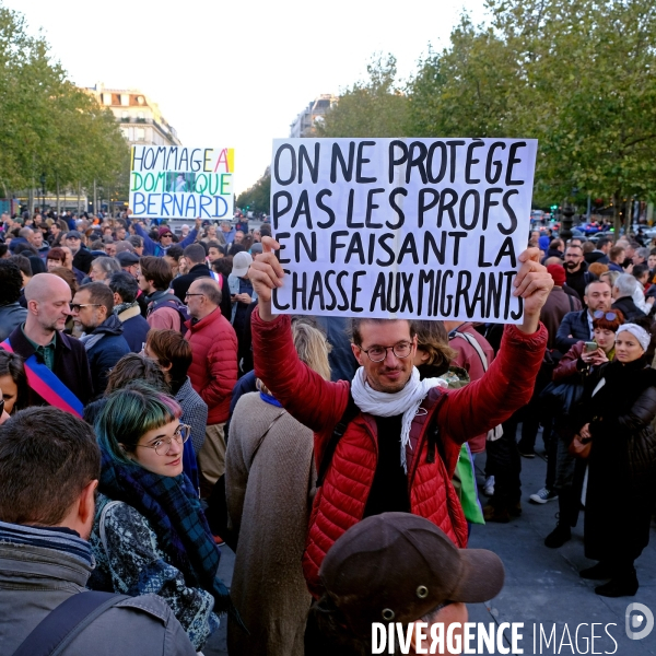 Place de la République, hommage au professeur assassiné, Dominique Bernard,