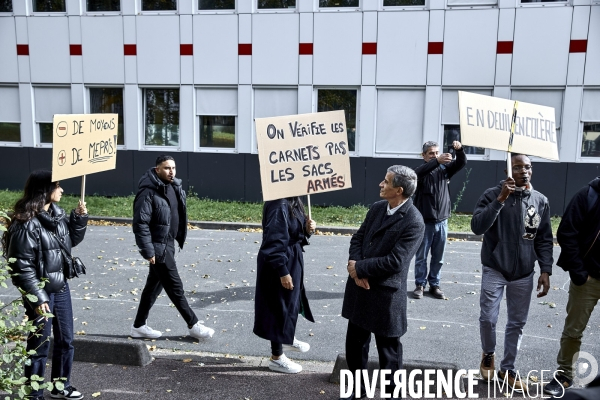 Manifestation  du lycée Henaff - Bagnolet pour le droit de retrait