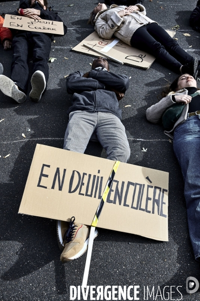 Manifestation  du lycée Henaff - Bagnolet pour le droit de retrait