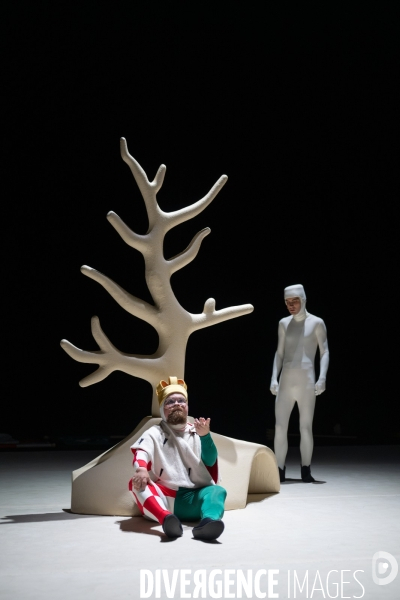 PÉPLUM MÉDIÉVAL - Olivier Martin-Salvan