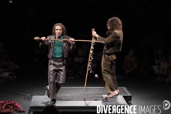 MIRLITONS de François Chaignaud et Aymeric Hainaux