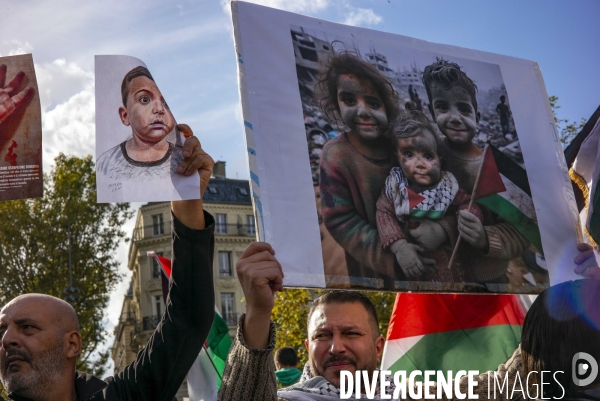Rassemblement Place de la Republique pour la Palestine